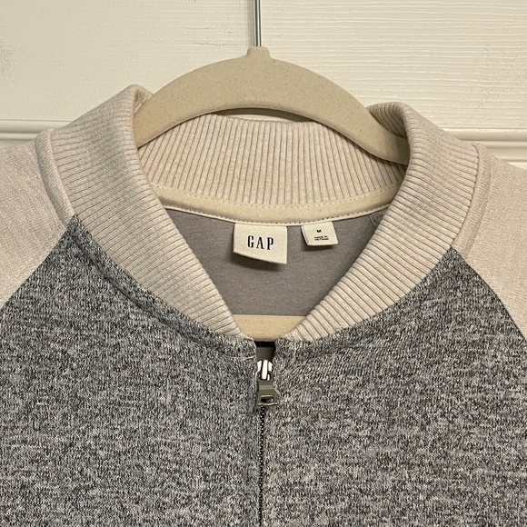 GAP Gray Cream Bomber Jacket - Picture 5 of 11